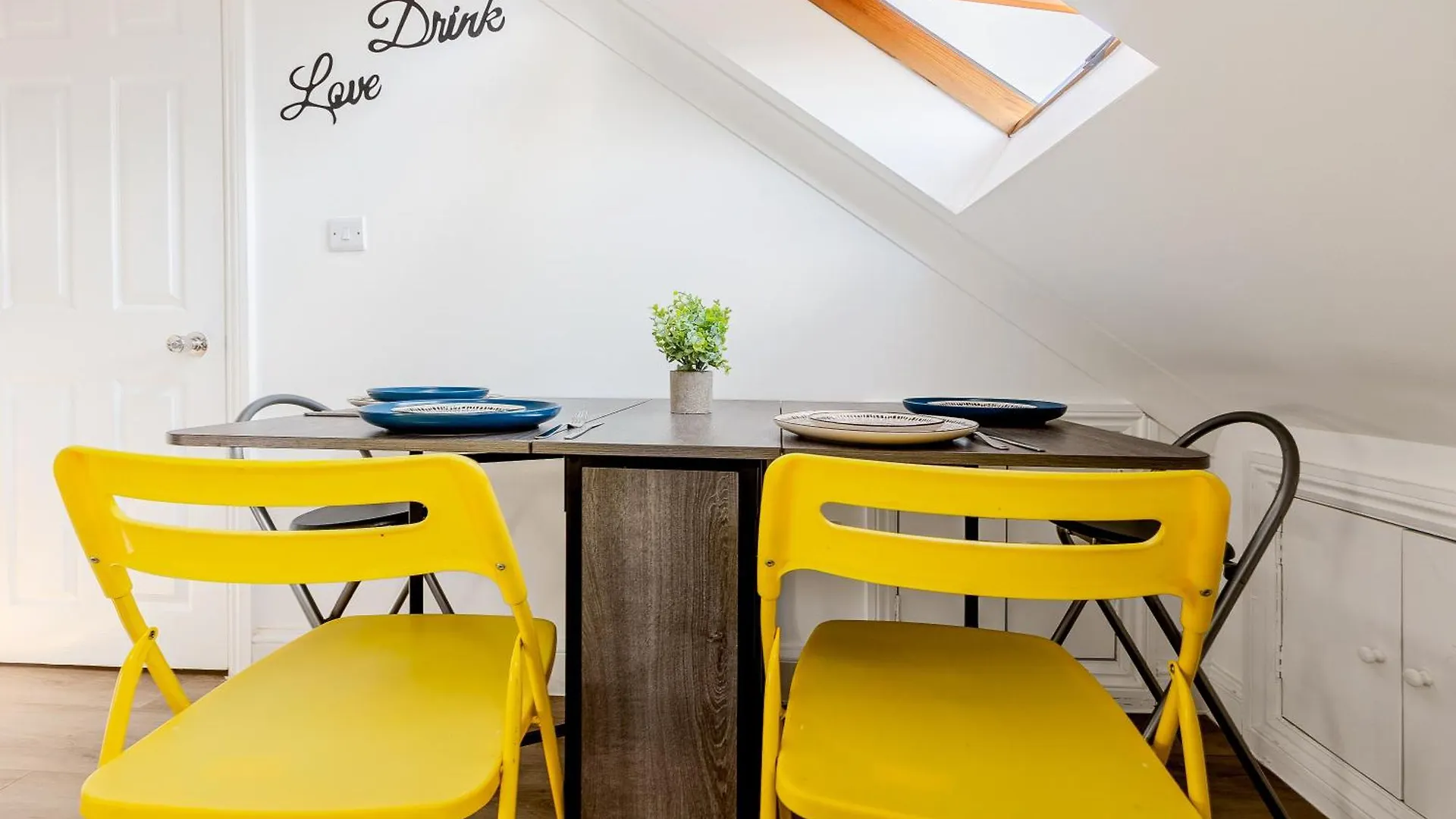 Bright 2Br Flat, Forest Gate, East London Apartment