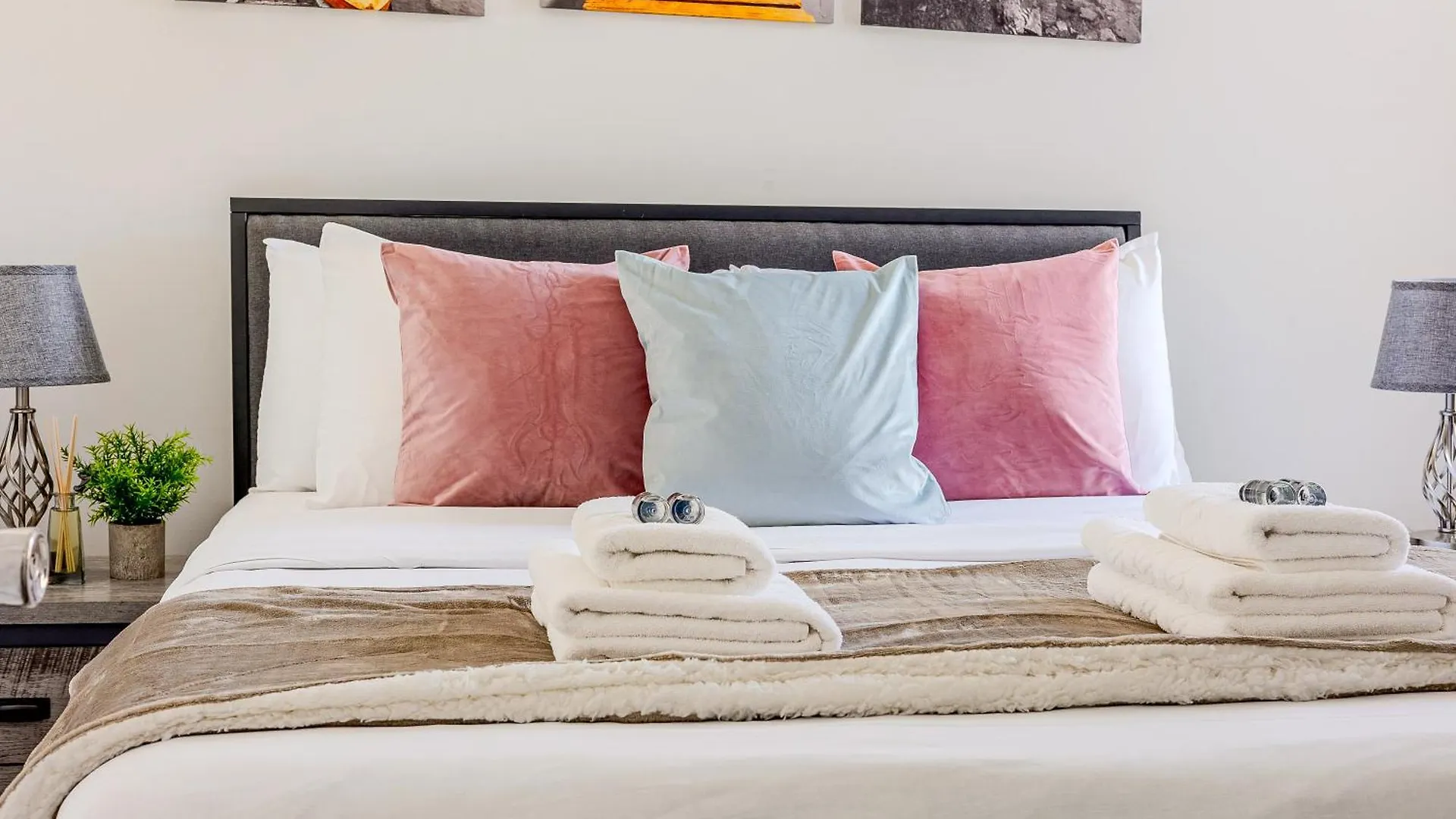 Apartment Bright 2Br Flat, Forest Gate, East London United Kingdom